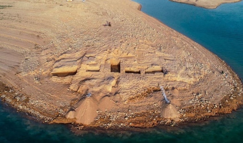 Photos taken from a drone have shown a metropolis in the marshes of ancient Mesopotamia.
